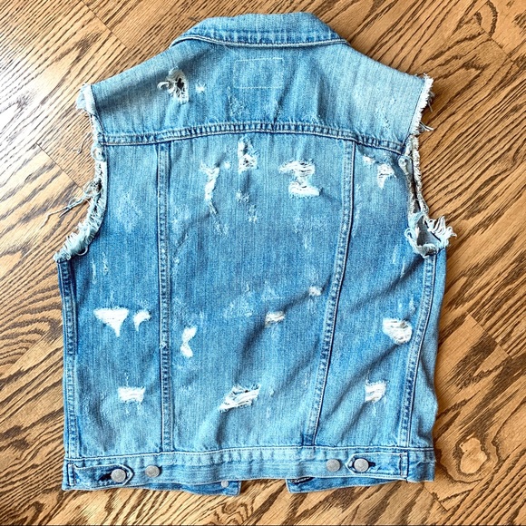 Rag & Bone Distessed Denim Vest Light Wash - Picture 9 of 16